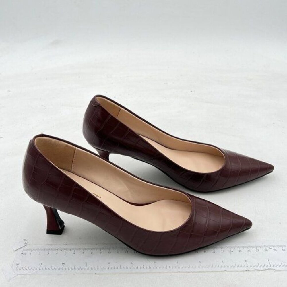 Fowt Simple Solid Croc-Embossed Pointed Toe Black… - image 4